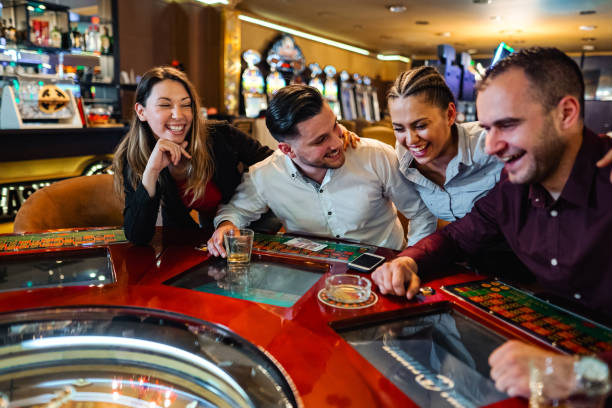 Evolution Gaming live-dealer studio with professional dealers and multi-camera setup broadcasting to mobile and desktop players on kyletzy